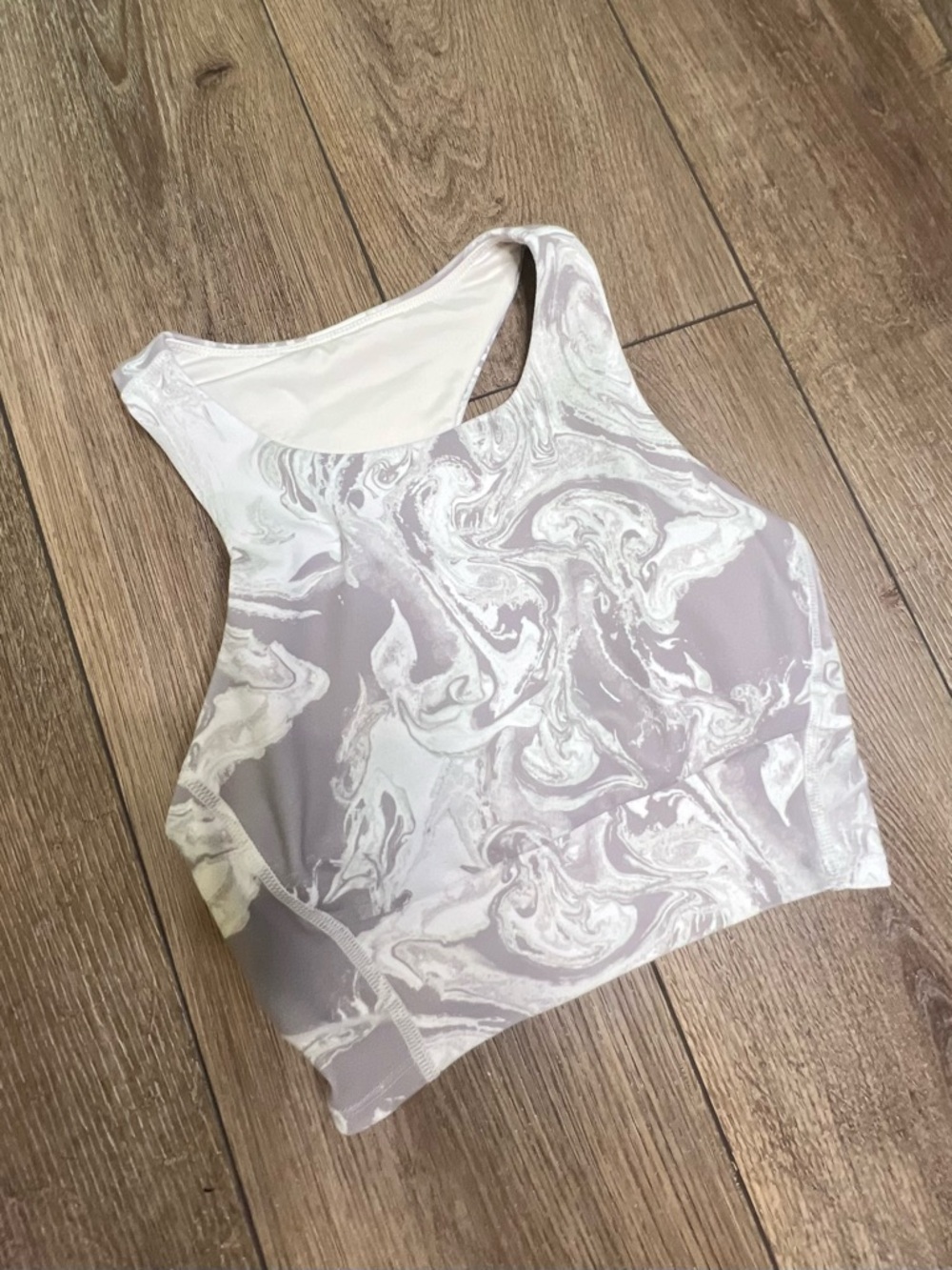 Zella Marble-Print High Neck Crop Top - White & Light Gray